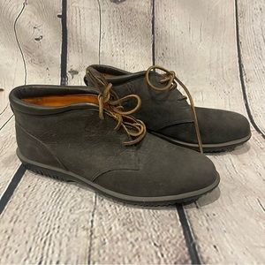 Timberland Women’s Brown Leather Chukka Boots size 9.5M